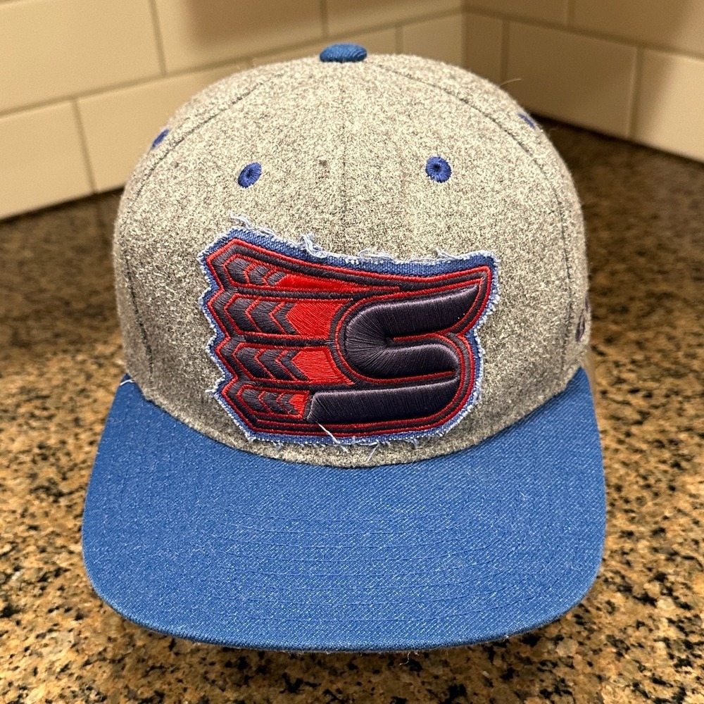 Spokane Chiefs WHL Hockey CCM Snapback Hat Heather Gray Blue Wool Blend
